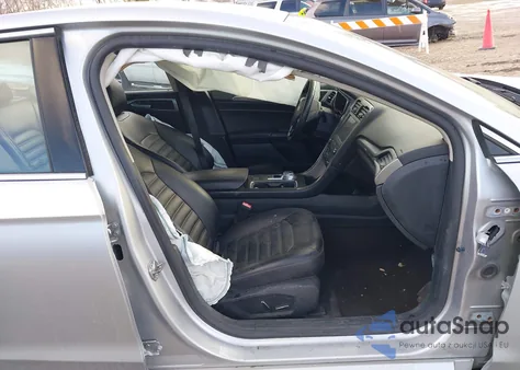 2019 Ford Fusion Hybrid Sel z USA, uszkodzony, nr VIN 3FA6P0MUXKR253886